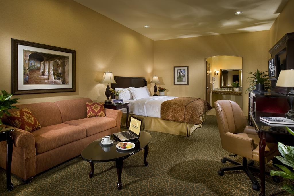 Ayres Hotel Redlands - Loma Linda Chambre photo